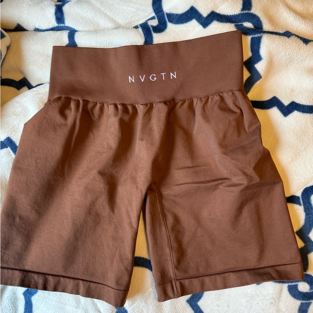 NVGTN brown and green shorts (2 pairs)